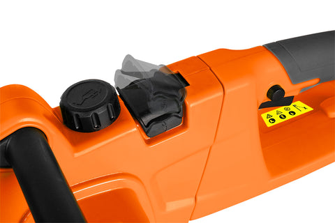 Magassági láncfűrész és sövényvágó 2 az 1-ben, 750W/250mm / 550W/460mm, teleszkópos szár max: 267cm