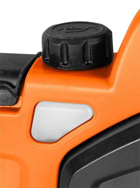 Magassági láncfűrész és sövényvágó 2 az 1-ben, 750W/250mm / 550W/460mm, teleszkópos szár max: 267cm