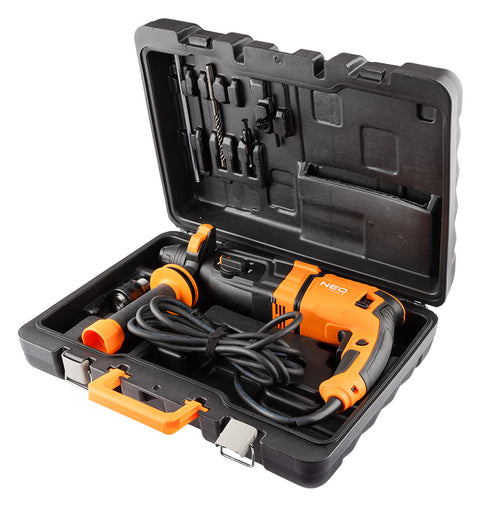 Fúrókalapács vésőfunkcióval 900W / 3.5J, SDS Plus, tartozékokkal