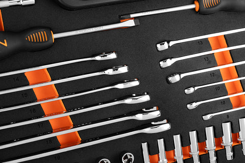 Szerszám és dugókulcs készlet, 1/4", 1/2", EVA habszivacs, műanyag koffer, 96db