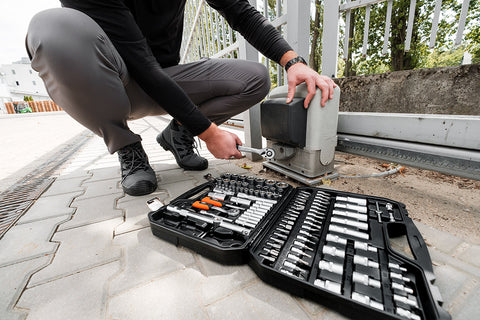 Dugókulcskészlet 1/2", 1/4", 110db