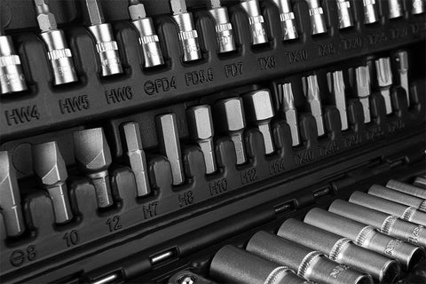 Dugókulcskészlet 1/2", 1/4", 110db