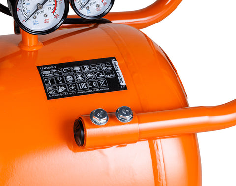 Kompresszor 50L, 8 bar, 180L/perc,  extra csendes, kefementes motorral, olajmentes, 80Db