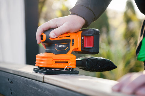 Csiszolópapír tépőzáras 113x113mm, P240, 8 lyukas, 04-623-hoz, 5db