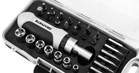 Bitfejes csavarhúzó készlet 115mm-es racsnis szárral, műanyag tokban, 30db