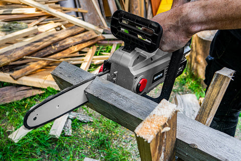 Akkus láncfűrész ENERGY+ 18V, 10"(250mm) láncvezető, akku nélkül