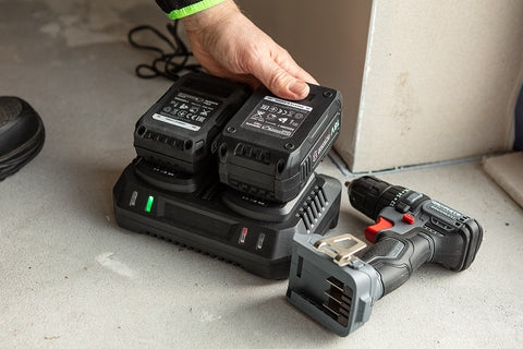Dupla akkumulátortöltő Energy+ egyakkus rendszerhez, 240W, 2X3A