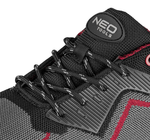 Munkavédelmi cipő, SB, fém lábujjvédő, több méretben