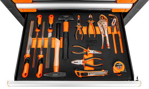 Műhelykocsi 7 fiókkal, 330db szerszámmal 805x972x460mm, szerszámkocsi