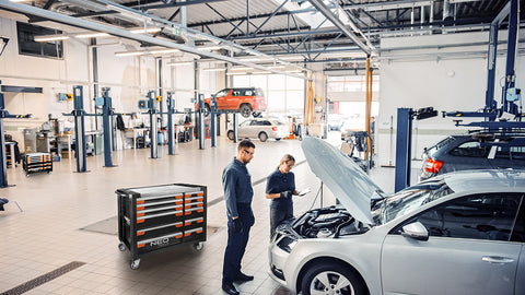 Műhelykocsi PRO, 12 fiókos, 359 szerszámmal, szerszámkocsi