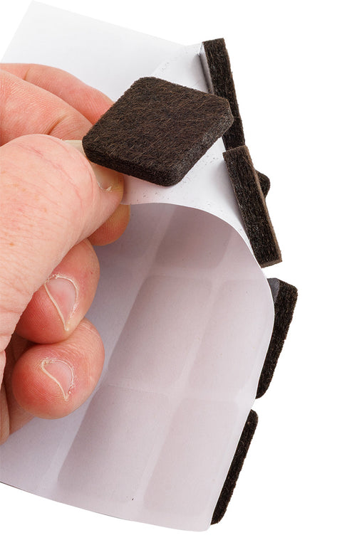 Bútorláb filc készlet, öntapadós, 25x25mm, barna, 16db, rendelési egység: 10db