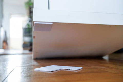 Bútorláb filc készlet, öntapadós, 80x100mm, fehér, 2db, rendelési egység: 10db