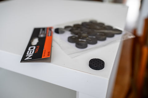 Bútorláb szivacs készlet EVA-hab, öntapadós, kerek 20mm, fekete, 20db, rendelési egység: 10db