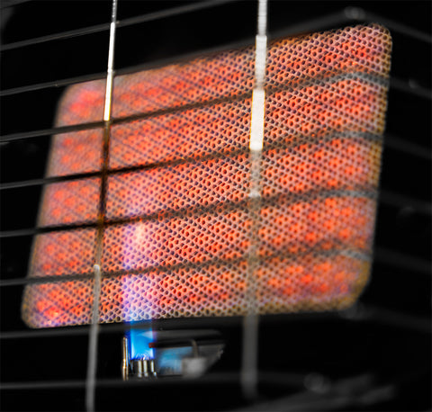 Kemping gázhősugárzó, 227gr-os patronnal működik, 2,2KWh fűtőteljesítmény