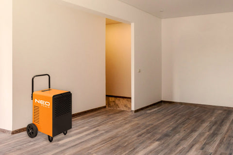 Ipari párátlanító, páramentesítő 750W, 300 m³/óra