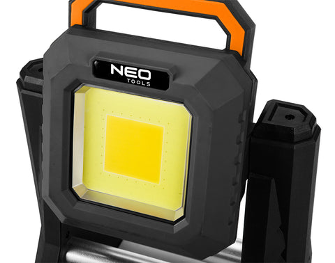 Reflektor, akkus, álló, teleszkópos lábbal, 3000lum