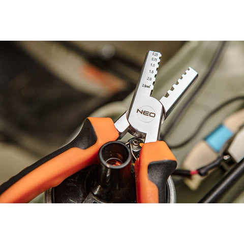 NEO TOOLS 01-532 Krimpelő-, kábelsarufogó 0.25-2.5mm2, 140mm