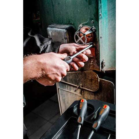 NEO TOOLS 04-024 Csavarhúzó PH2X100mm