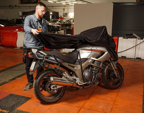 NEO TOOLS 10-472 Motortakaró ponyva, 220x105x130cm, lélegző, beltéri