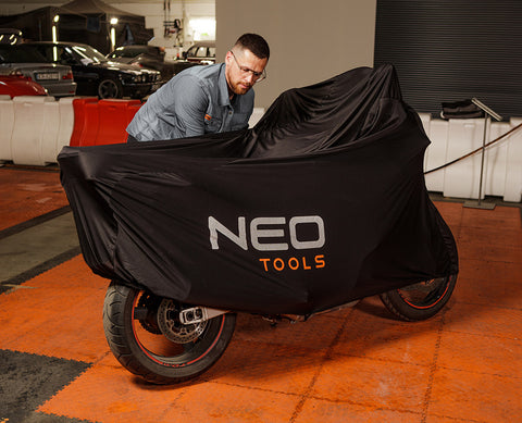 NEO TOOLS 10-472 Motortakaró ponyva, 220x105x130cm, lélegző, beltéri