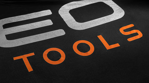 NEO TOOLS 10-472 Motortakaró ponyva, 220x105x130cm, lélegző, beltéri