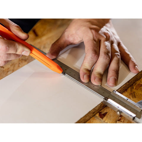 NEO TOOLS 13-815 Ácsceruza tölthető, 6 betéttel