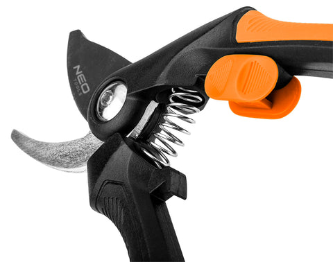 NEO TOOLS 15-210 Metszőolló, mellévágó, max 20mm, teflon bevonat, 210mm