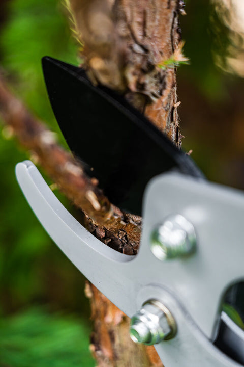 NEO TOOLS 15-251 Ágvágó, mellévágó, áttételes, 765mm, vágókap.: 40mm, alumínium nyél, teflon bevonat, 60% plusz erőátvitel