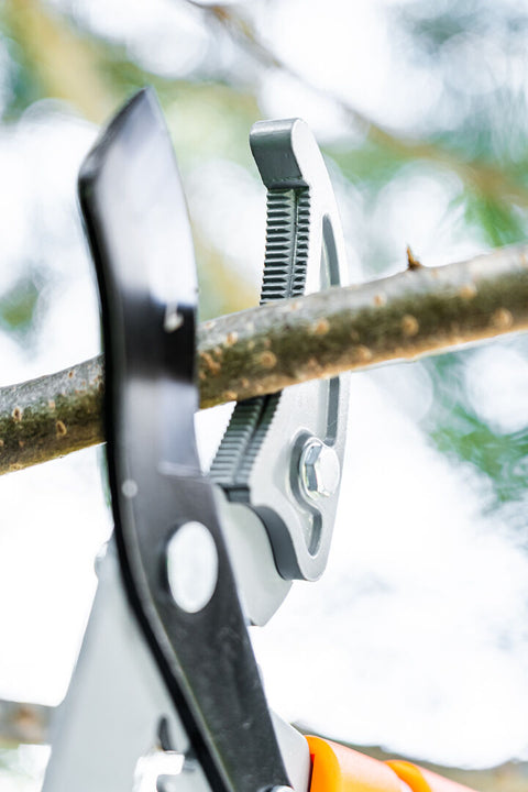 NEO TOOLS 15-254 Ágvágó, rávágó, áttételes, teleszkópos 670-970mm, vágókap.: 42mm, alu nyél, teflon, 40% plusz erőátvitel