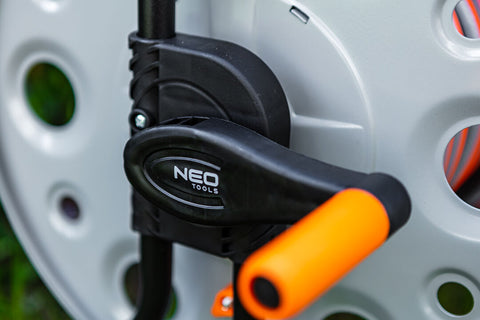 NEO TOOLS 15-790 Tömlődob, fém, tömlőméret: 1/2" max100m, 3/4" max30 m