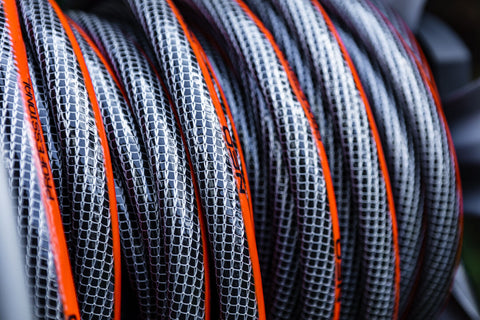 NEO TOOLS 15-792 Tömlőkocsi, tömlőméret: 1/2" max60m, 3/4" max20 m, tömlővezetővel
