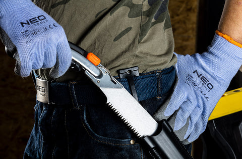NEO TOOLS 42-102 Ágvágó fűrész, fűrészlap:355mm(14"), 6 TPI, övre csatolható védőtokkal
