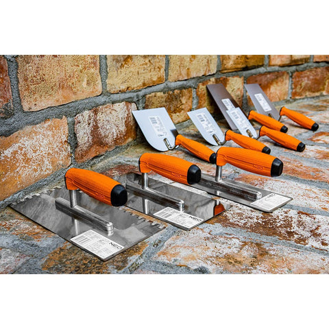 NEO TOOLS 50-164 Acél simító, fogazott, rozsdamentes, 270x128mm, 10x10x10mm, fa markolat