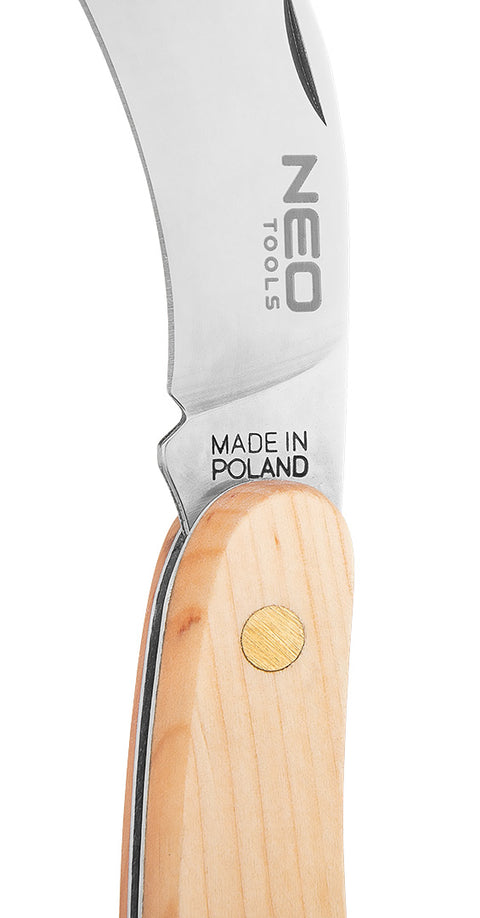 NEO TOOLS 63-016 Összecsukható hajlított pengés kés fa nyéllel