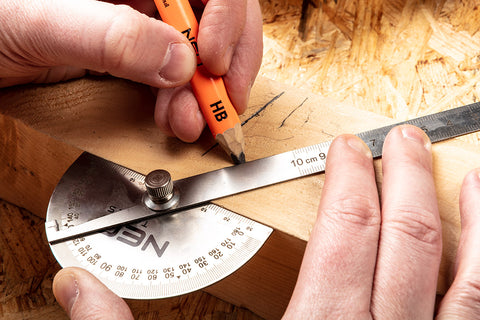 NEO TOOLS 72-320 Szögmérős vonalzó 100mm, acél