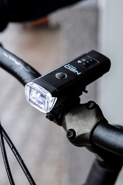 Kerékpár fényszóró, 400lm, LED akkus, 5W