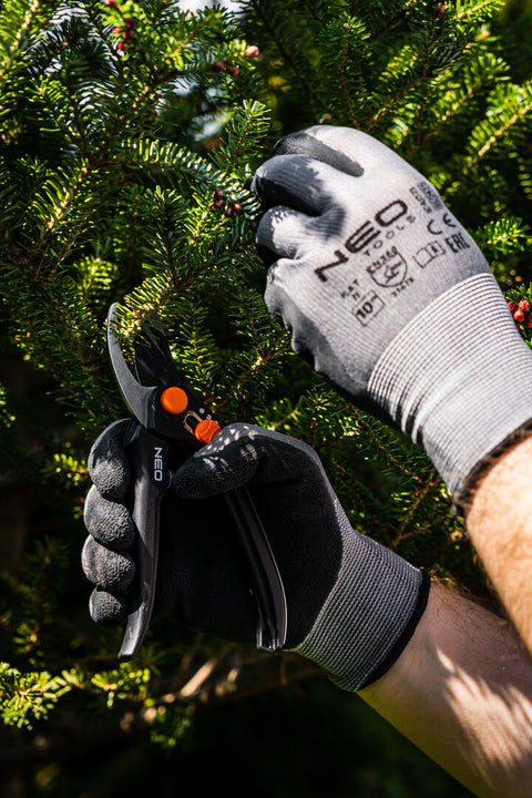 NEO TOOLS 97-617-9 Munkakesztyű, latexbevonatú nylon, 3141X, 9"