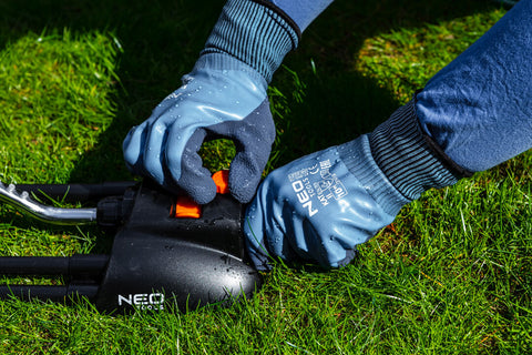 NEO TOOLS 97-643-9 Munkakesztyű, latex bevonatú poliészter (2 rétegű), 3141X, 9"