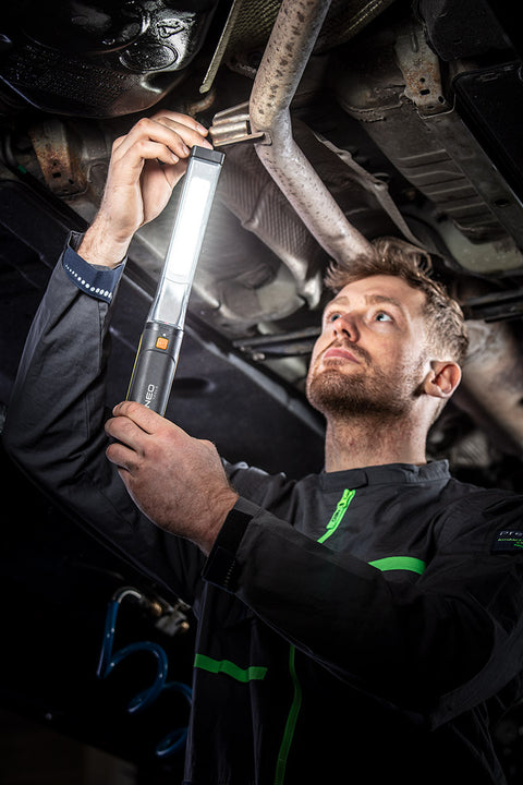 NEO TOOLS 99-044 Műhely-vizsgálólámpa 10W, 900lum SMD, 5m kábel